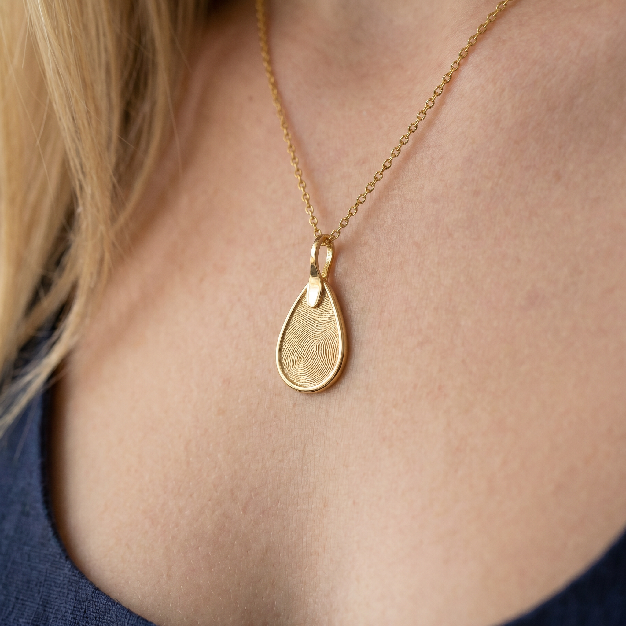 Gold Pure Tear Drop Pendant