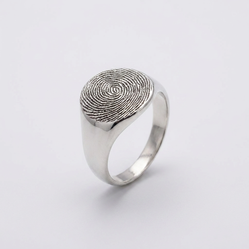 Round Signet Fingerprint Ring – Silver