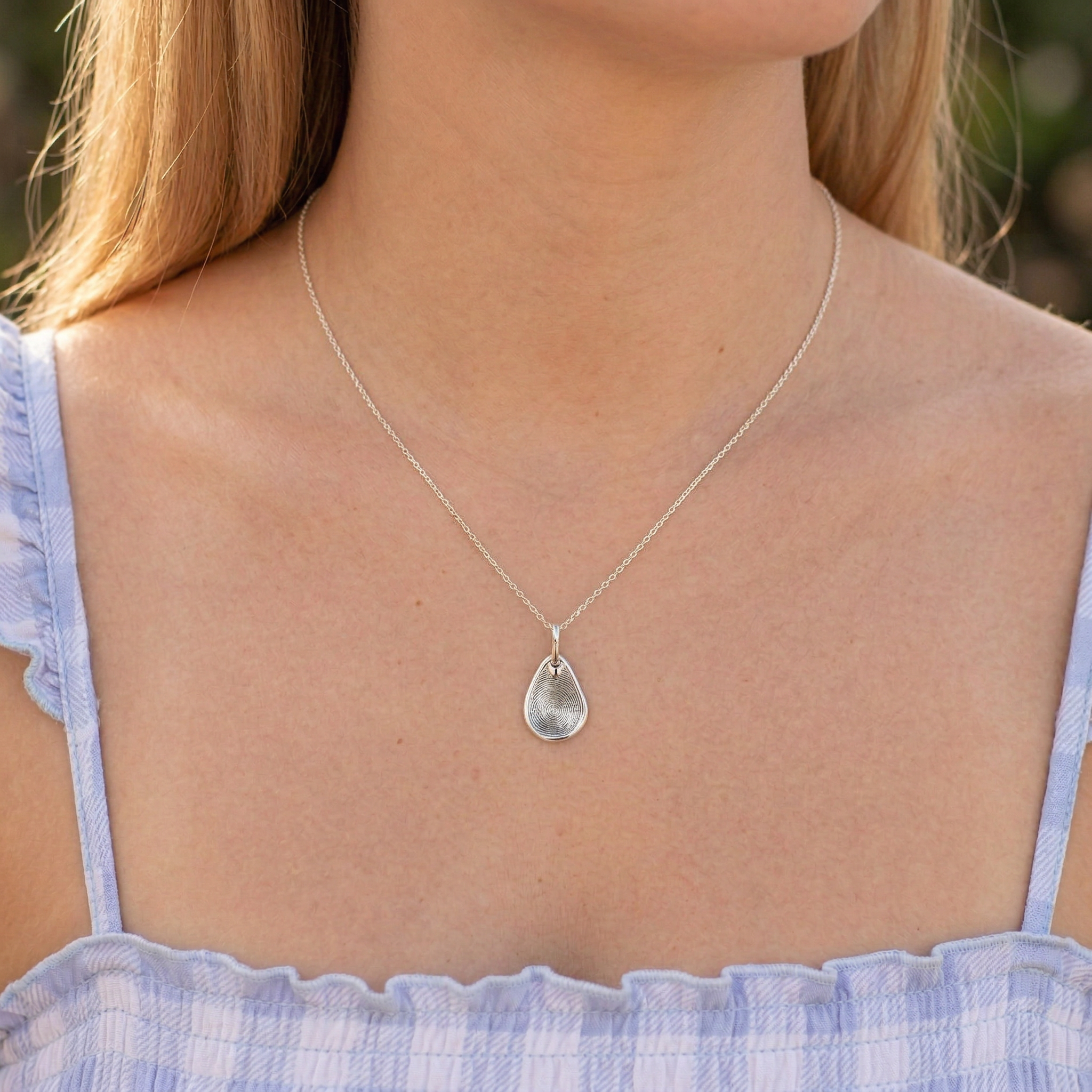 Silver Seal Tear Drop Pendant