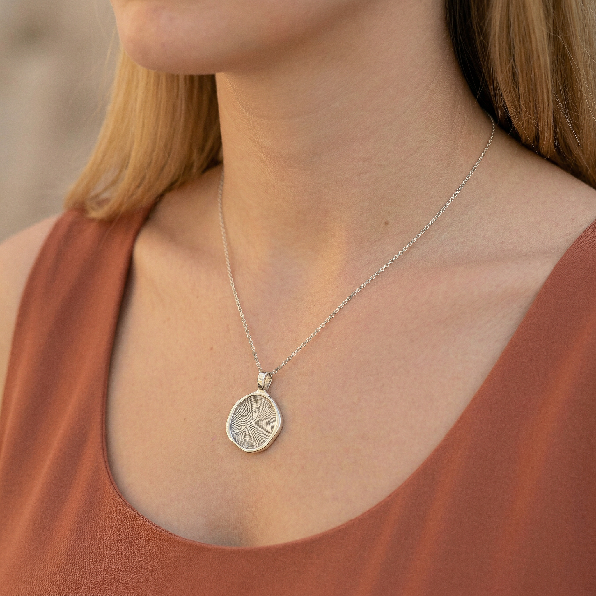 Silver Small Retro Seal Pendant