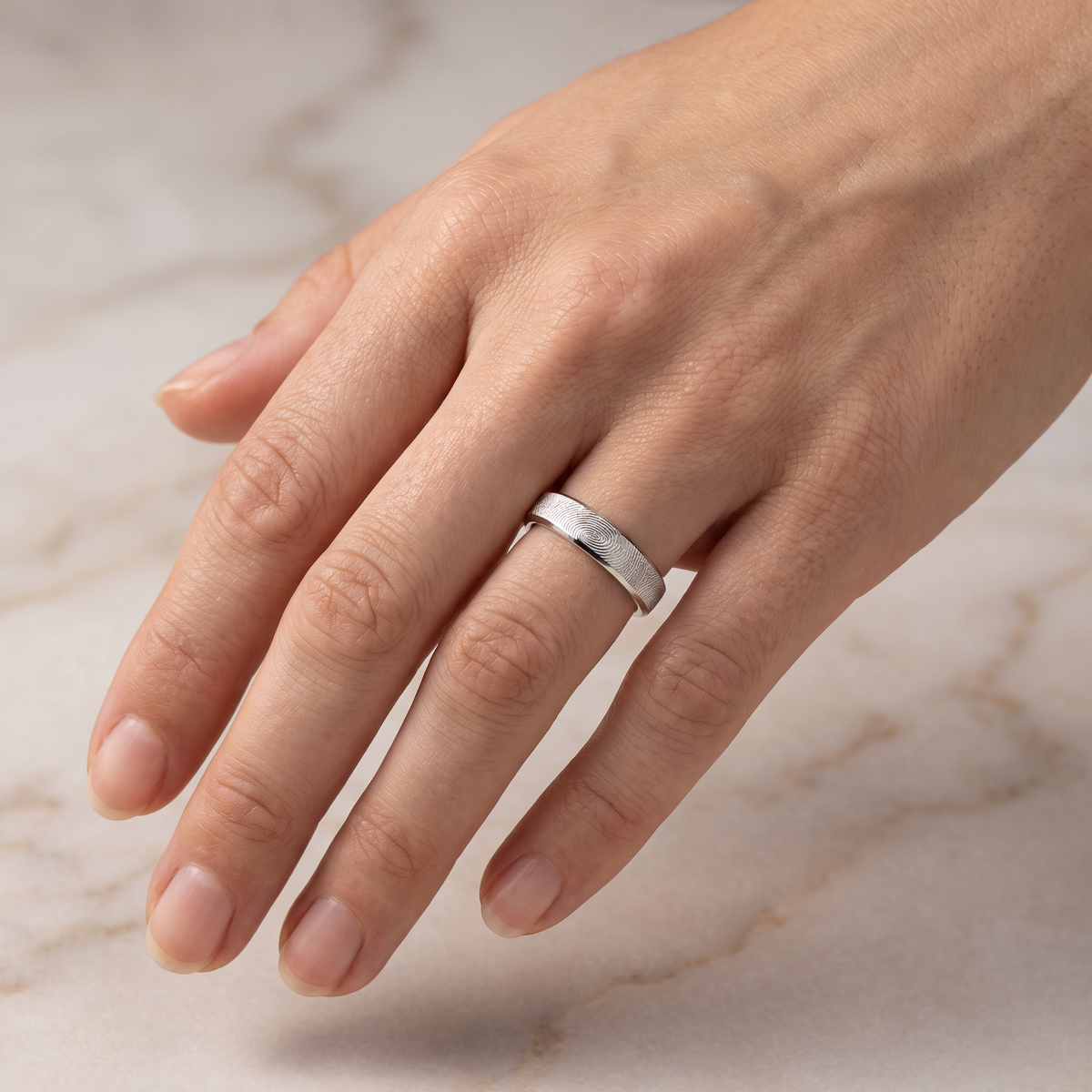 Slim Fingerprint Band Ring – Silver