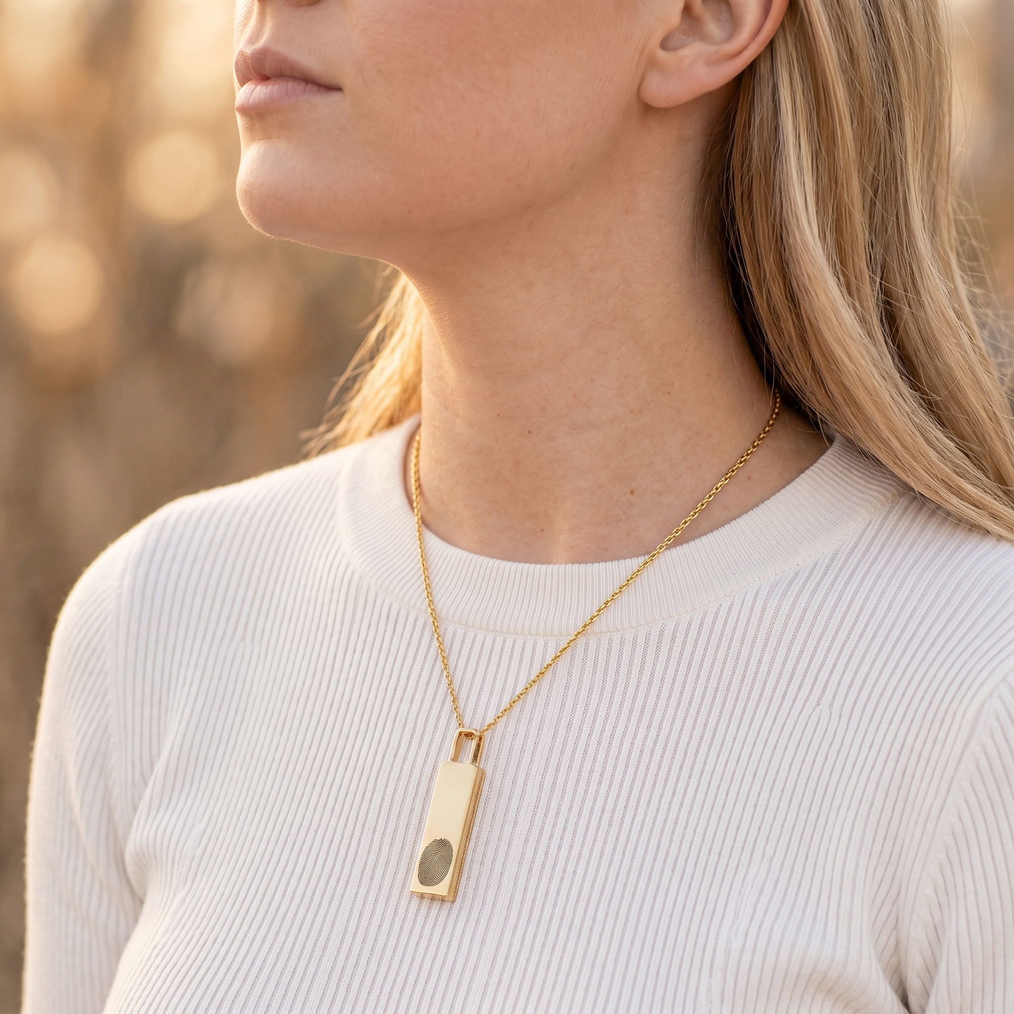 Bar Urn Pendant – Gold-Plated