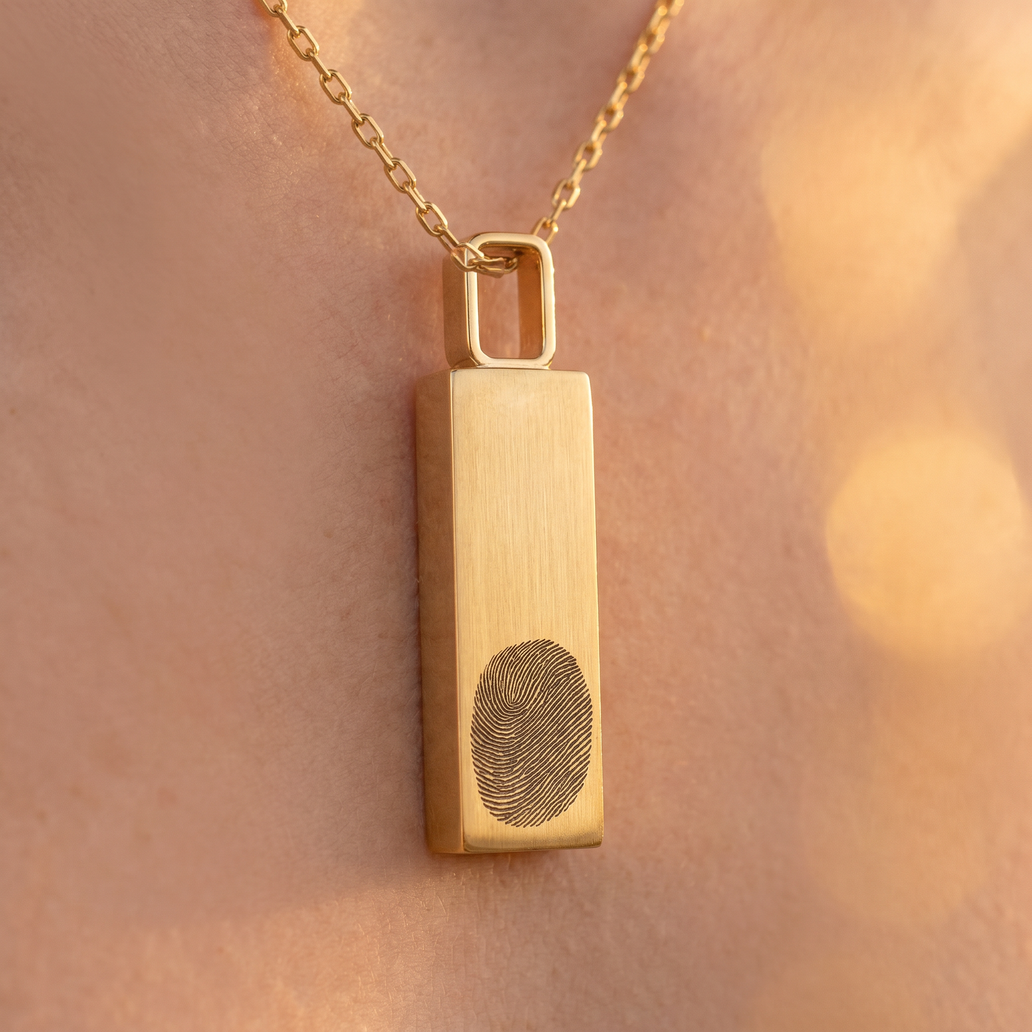 Bar Urn Pendant – Gold-Plated