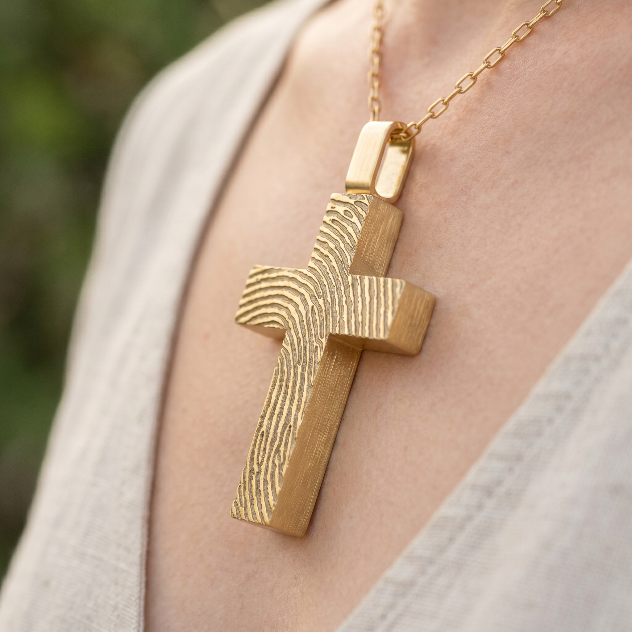 Cross Urn Pendant – Gold-Plated